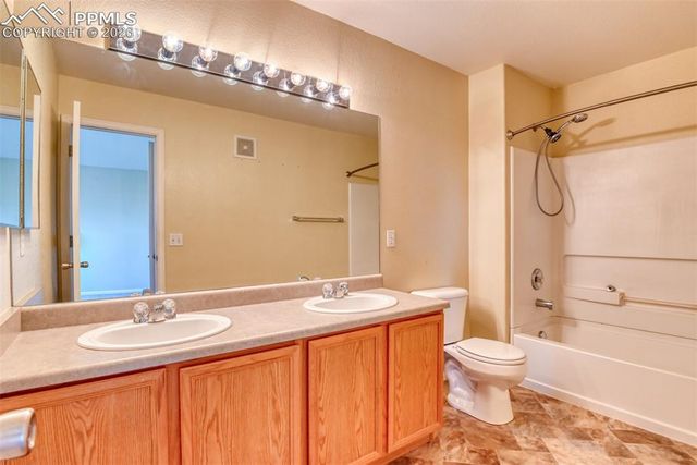 6130 Sierra Grande Point, Colorado Springs, CO 80923