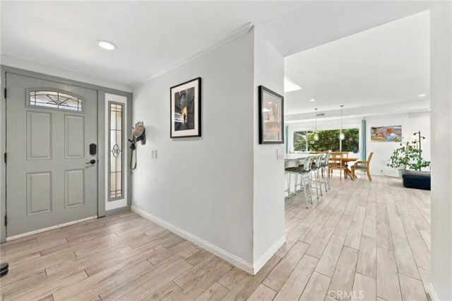 2817 La Salle, Costa Mesa, CA 92626