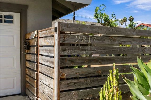 2817 La Salle, Costa Mesa, CA 92626