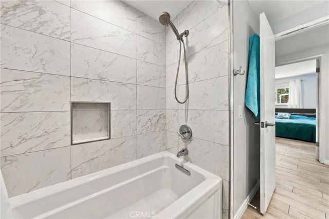 2817 La Salle, Costa Mesa, CA 92626