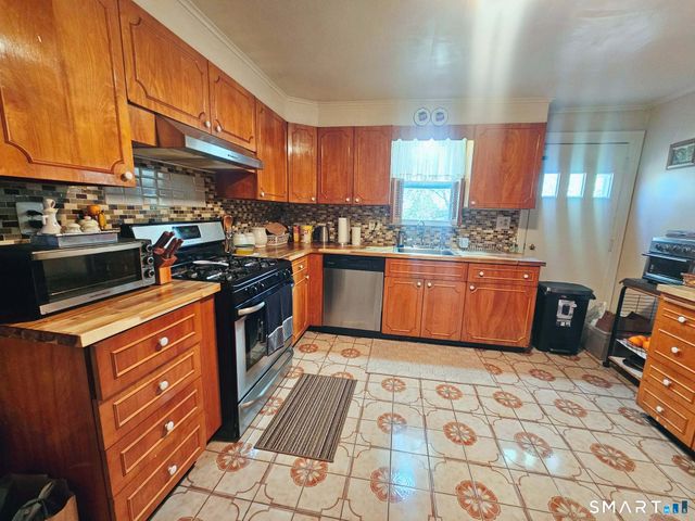 44 Forster Street, Hartford, CT 06106