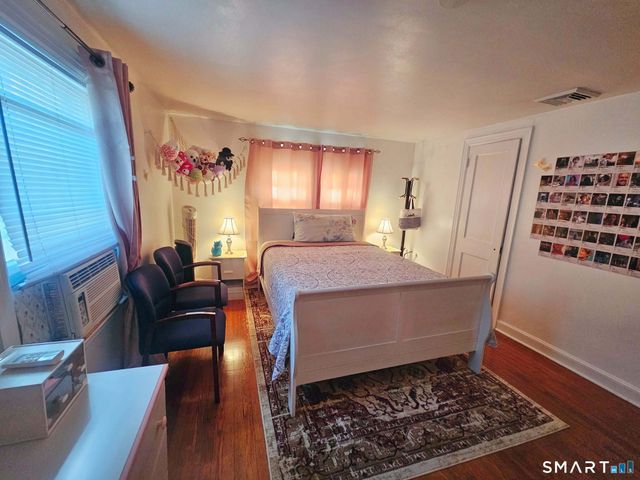 44 Forster Street, Hartford, CT 06106