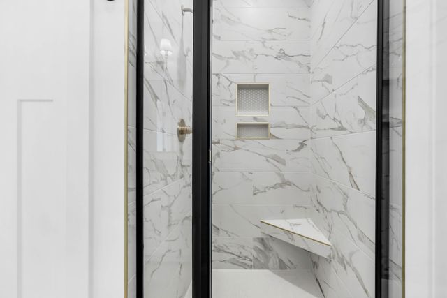 52 West Dr, Clarksville, TN 37040