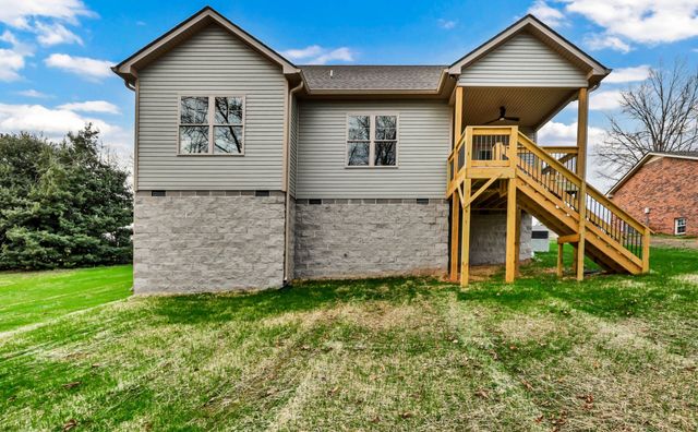 52 West Dr, Clarksville, TN 37040