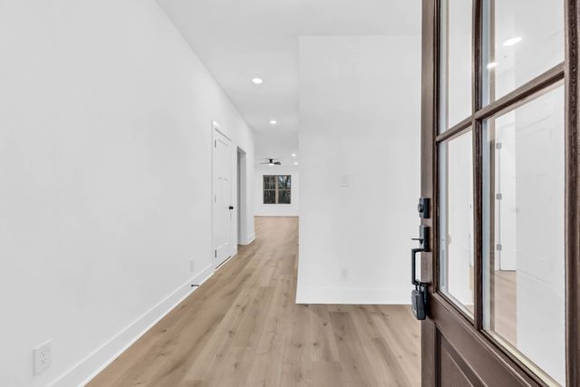 52 West Dr, Clarksville, TN 37040