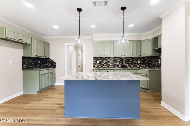 2343 Ledoux Circle, Opelousas, LA 70570