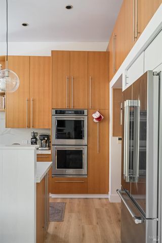 704 Las Colindas Rd, San Rafael, CA 94903