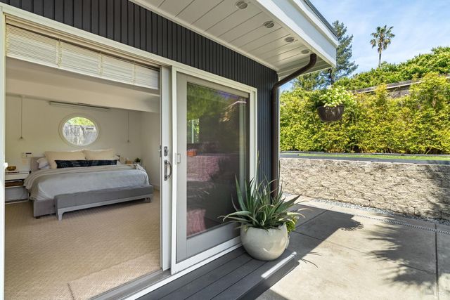 704 Las Colindas Rd, San Rafael, CA 94903