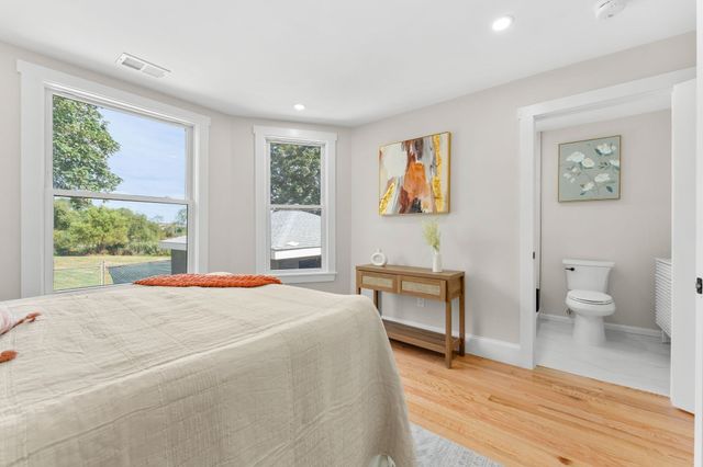 194 Washington Ave 2, Winthrop, MA 02152