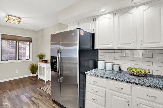 8148 Shoreridge Terrace 23, Indianapolis, IN 46236