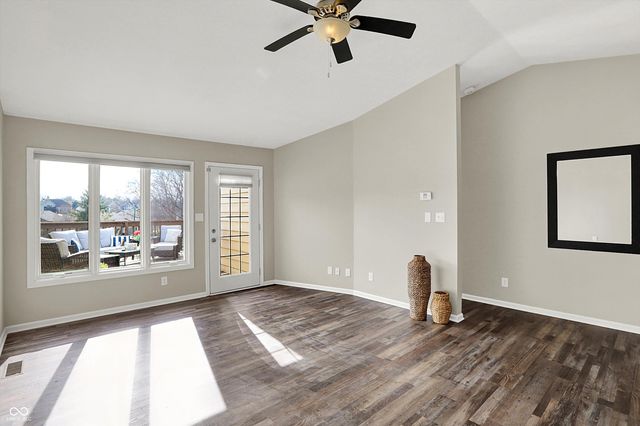 8148 Shoreridge Terrace 23, Indianapolis, IN 46236