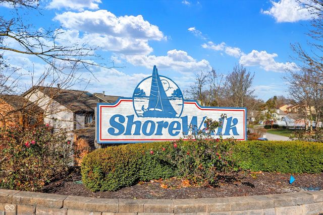 8148 Shoreridge Terrace 23, Indianapolis, IN 46236