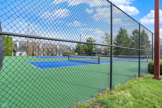 8148 Shoreridge Terrace 23, Indianapolis, IN 46236