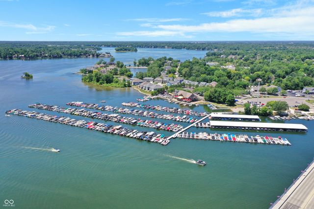 8148 Shoreridge Terrace 23, Indianapolis, IN 46236