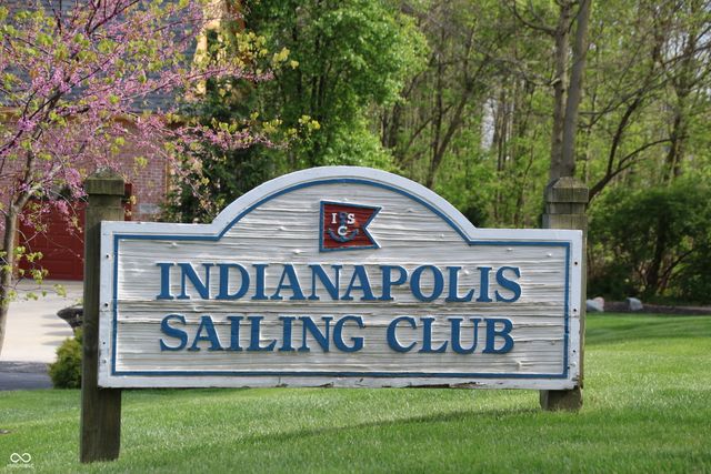 8148 Shoreridge Terrace 23, Indianapolis, IN 46236