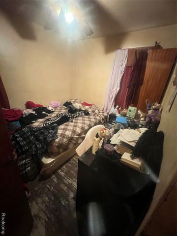 17401 Albion Street, Detroit, MI 48234