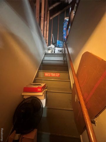 17401 Albion Street, Detroit, MI 48234