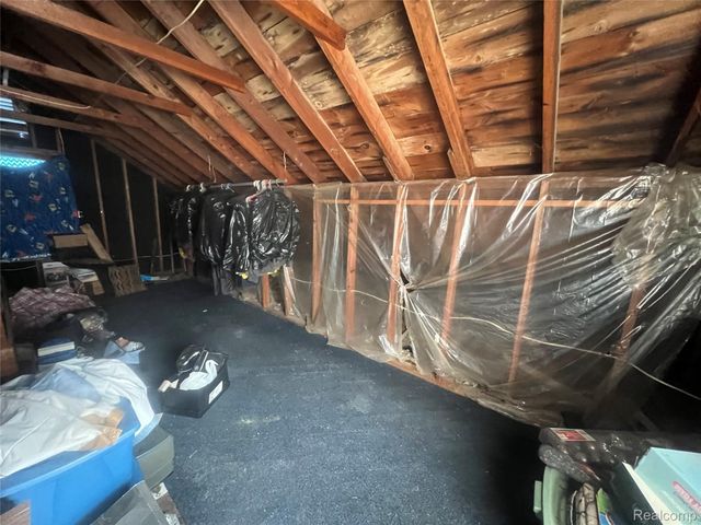 17401 Albion Street, Detroit, MI 48234