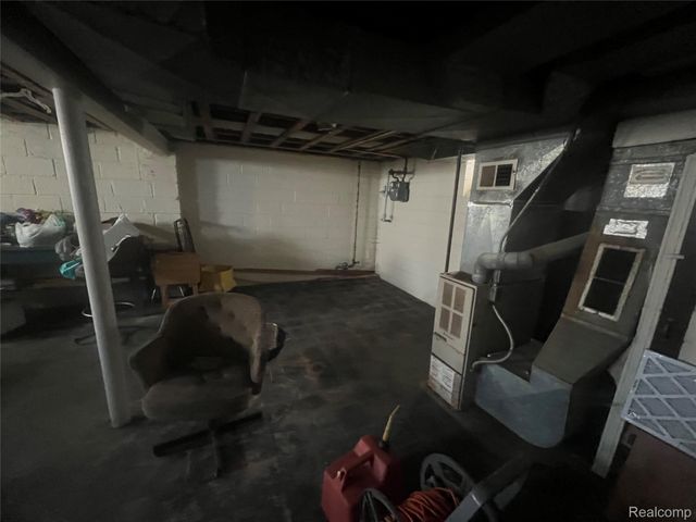 17401 Albion Street, Detroit, MI 48234