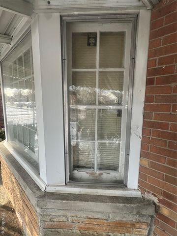 17401 Albion Street, Detroit, MI 48234