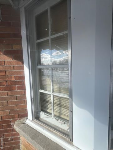 17401 Albion Street, Detroit, MI 48234