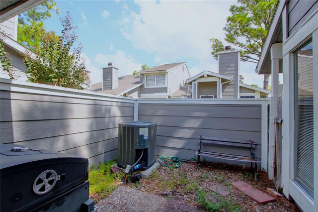 12220 Coppertree Lane, Houston, TX 77035