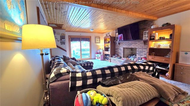 2200 Washington Avenue, St Albans, WV 25177