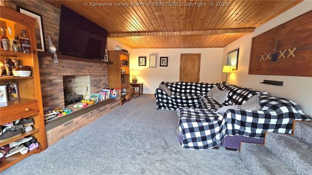 2200 Washington Avenue, St Albans, WV 25177