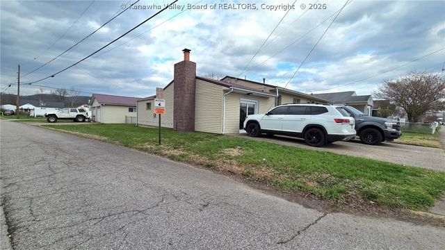 2200 Washington Avenue, St Albans, WV 25177