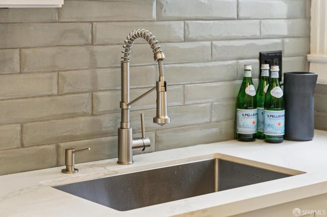 20 Belvedere Street, San Francisco, CA 94117