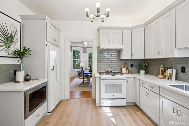 20 Belvedere Street, San Francisco, CA 94117