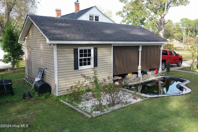 907 Smyrna Drive, Whiteville, NC 28472