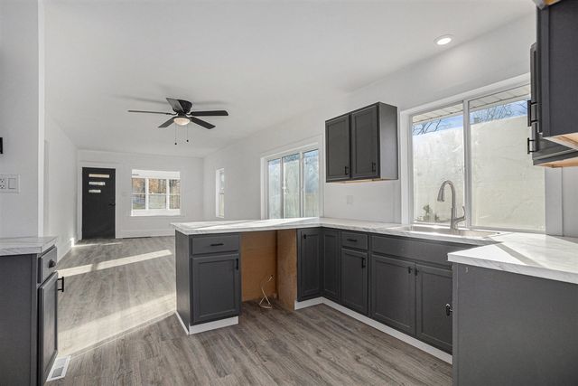 86 E Ave, Battle Creek, MI 49017