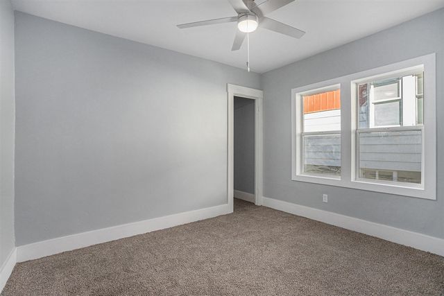 86 E Ave, Battle Creek, MI 49017