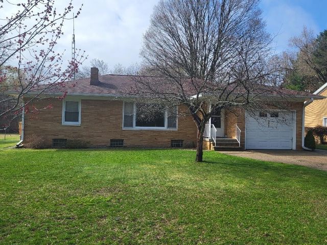 5867 Dowling Street, Montague, MI 49437
