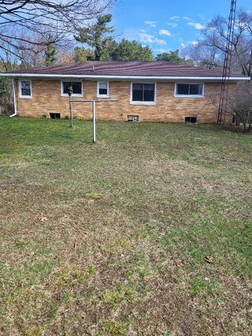 5867 Dowling Street, Montague, MI 49437