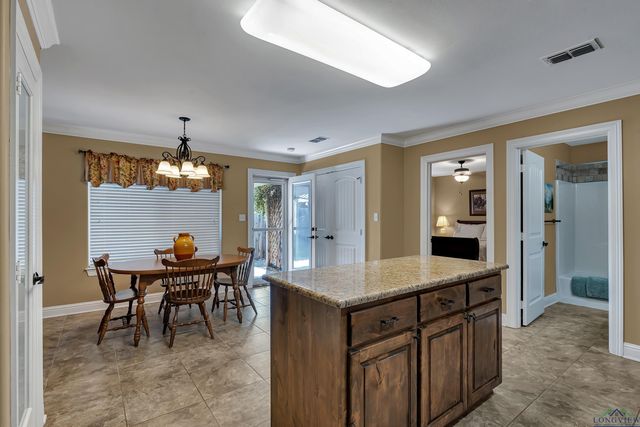 1704 Yellowstone Dr., Longview, TX 75605