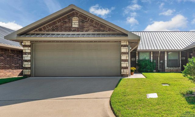 1704 Yellowstone Dr., Longview, TX 75605