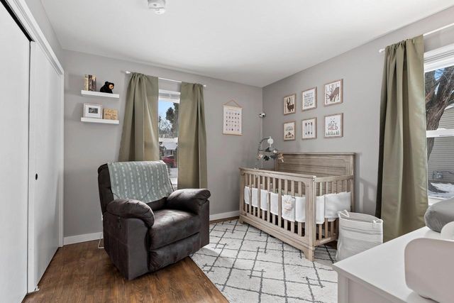 1266 GLENVIEW DRIVE, Neenah, WI 54956