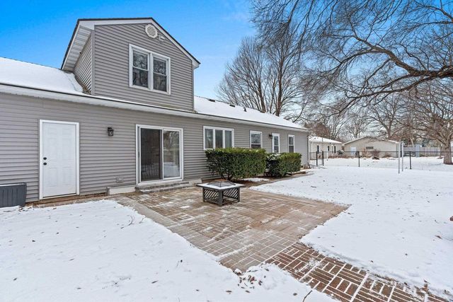 1266 GLENVIEW DRIVE, Neenah, WI 54956