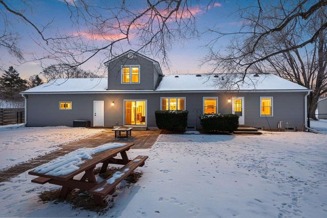 1266 GLENVIEW DRIVE, Neenah, WI 54956