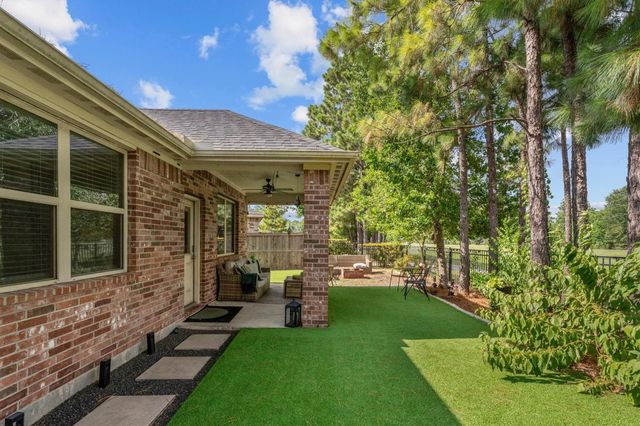 16419 Rosary Pea Place, Conroe, TX 77385