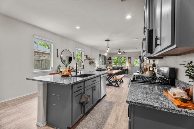 16419 Rosary Pea Place, Conroe, TX 77385