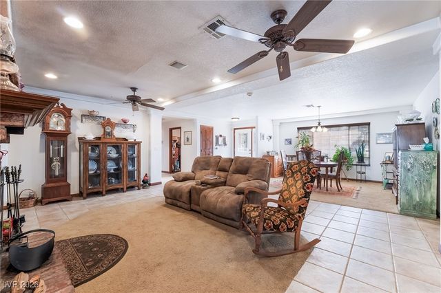 4250 East Quail Avenue, Las Vegas, NV 89120