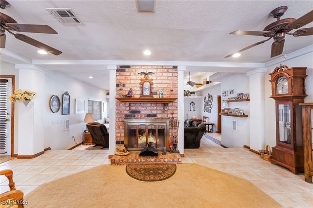 4250 East Quail Avenue, Las Vegas, NV 89120