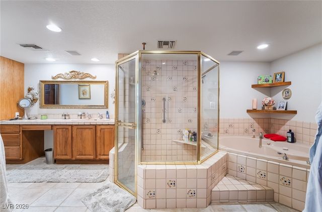 4250 East Quail Avenue, Las Vegas, NV 89120