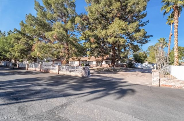 4250 East Quail Avenue, Las Vegas, NV 89120