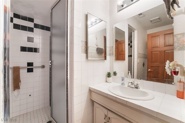 4250 East Quail Avenue, Las Vegas, NV 89120