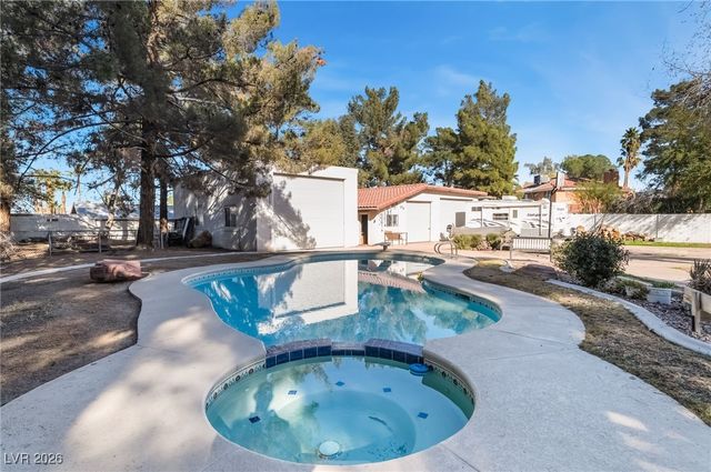 4250 East Quail Avenue, Las Vegas, NV 89120