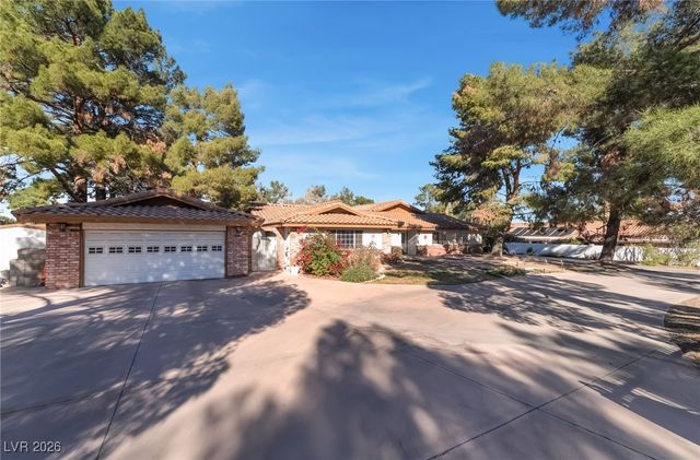 4250 East Quail Avenue, Las Vegas, NV 89120